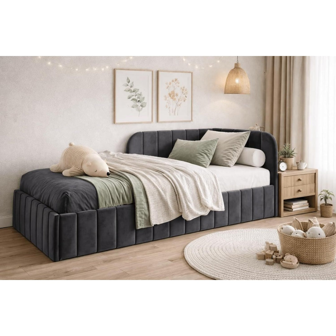 Bett fuer Schlafzimmer schwarz mit Tueren mit Kopfteil